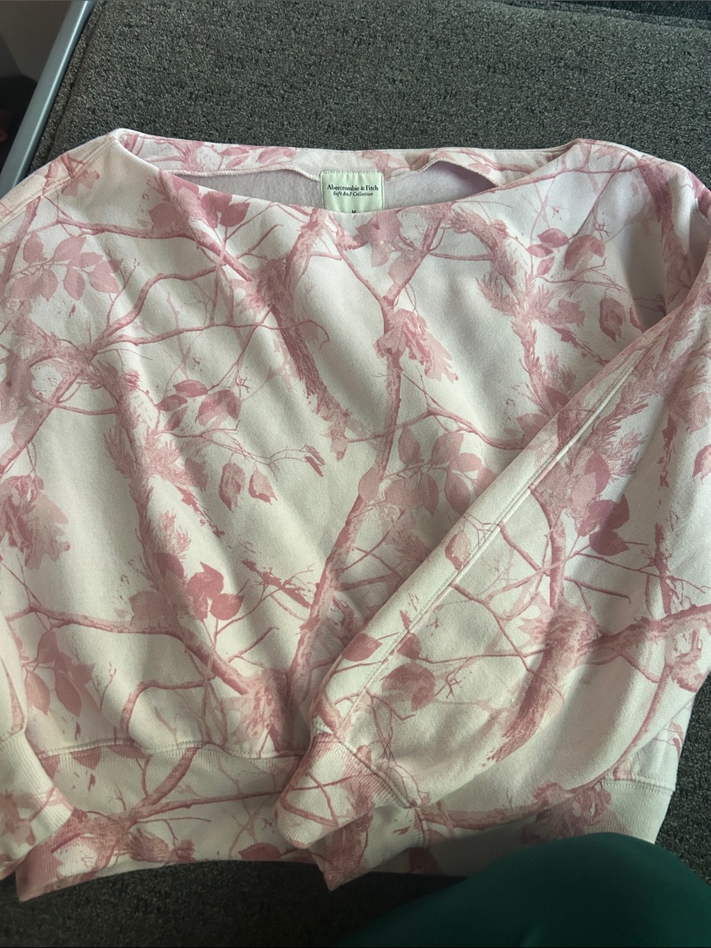 Abercrombie & Fitch Light Pink Botanical Print Blouse